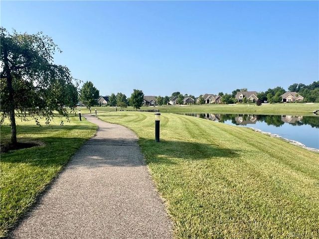 1127 Chambrey Court, Clearcreek Twp, OH 45458