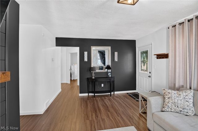 15916 Meigs Boulevard, Brook Park, OH 44142