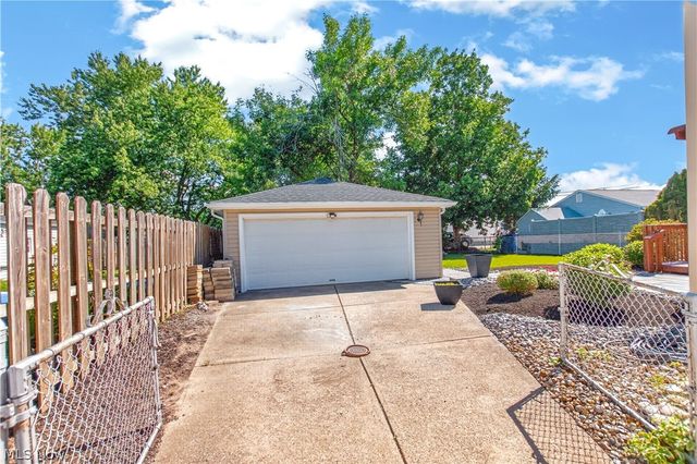 15916 Meigs Boulevard, Brook Park, OH 44142