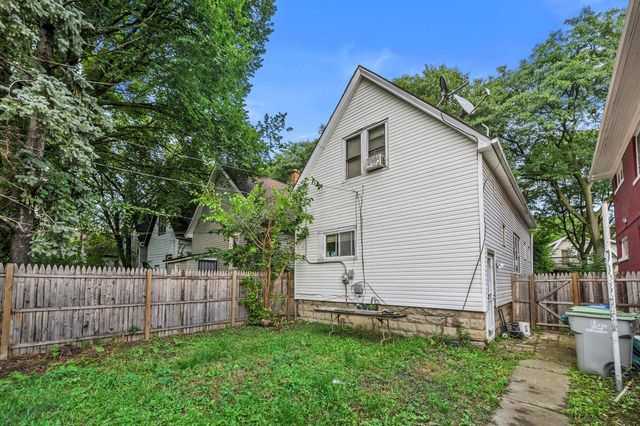 3127 N 39th STREET, Milwaukee, WI 53216