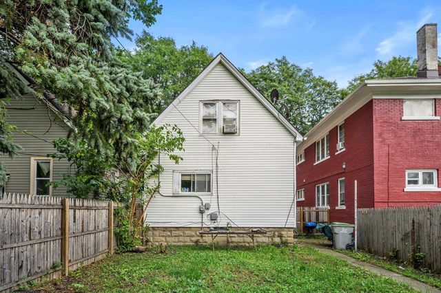 3127 N 39th STREET, Milwaukee, WI 53216