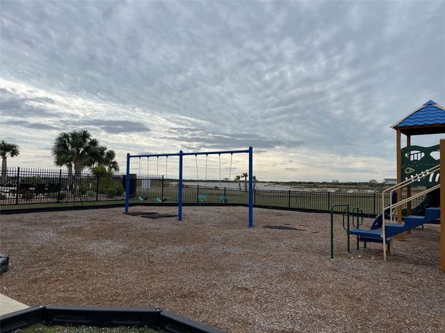 3000 Palacios Bay Drive, Palacios, TX 77465