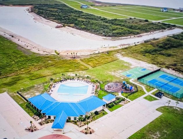 3000 Palacios Bay Drive, Palacios, TX 77465
