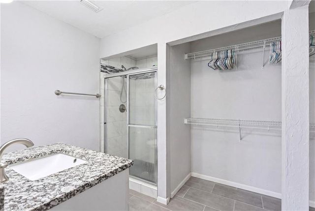 27099 Holly LN, Bonita Springs, FL 34135