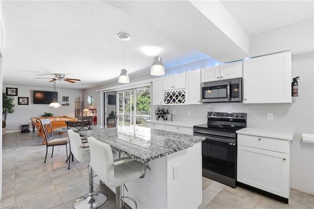 27099 Holly LN, Bonita Springs, FL 34135