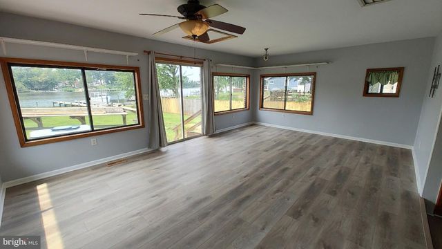 8027 SHORE RD, Dundalk, MD 21222
