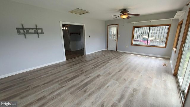 8027 SHORE RD, Dundalk, MD 21222