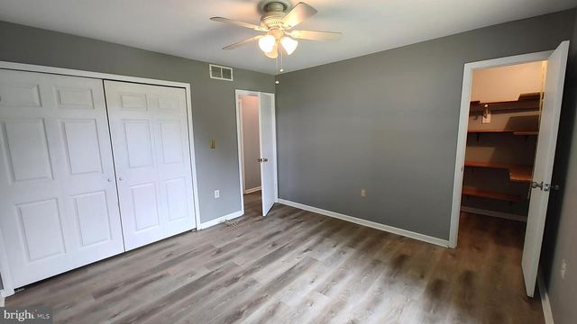 8027 SHORE RD, Dundalk, MD 21222