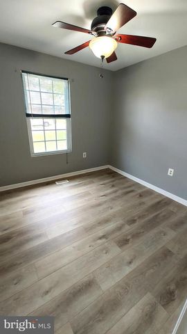 8027 SHORE RD, Dundalk, MD 21222