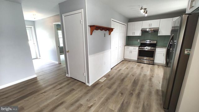 8027 SHORE RD, Dundalk, MD 21222