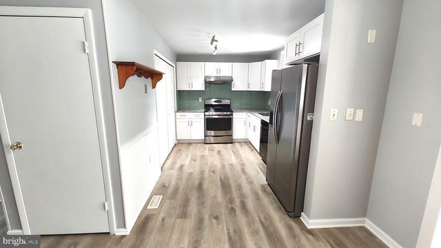 8027 SHORE RD, Dundalk, MD 21222