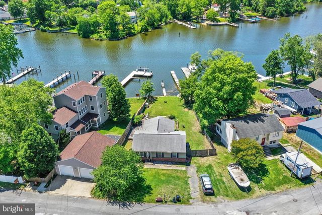 8027 SHORE RD, Dundalk, MD 21222