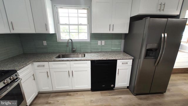 8027 SHORE RD, Dundalk, MD 21222
