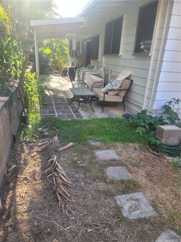 962 Spencer Street, Honolulu, HI 96822