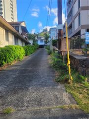 962 Spencer Street, Honolulu, HI 96822