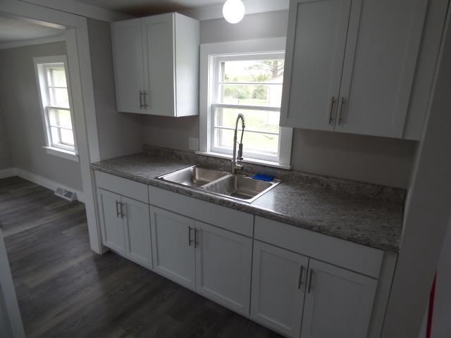 2448 W Forest Avenue, Beloit, WI 53511