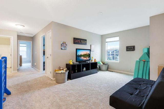 5203 Meadowsview Lane, Hilliard, OH 43026