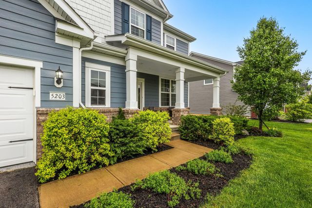 5203 Meadowsview Lane, Hilliard, OH 43026