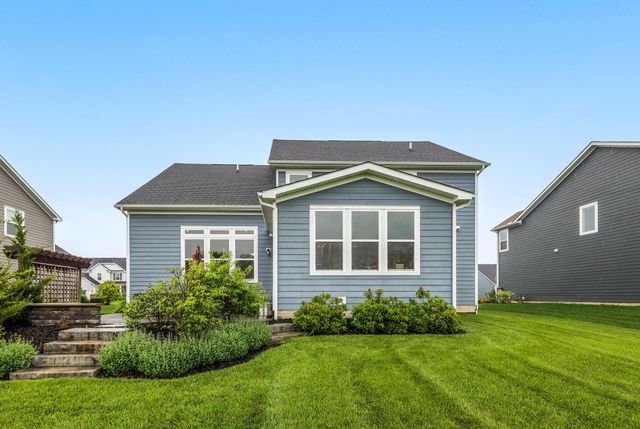 5203 Meadowsview Lane, Hilliard, OH 43026