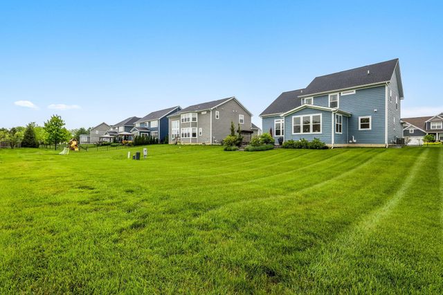 5203 Meadowsview Lane, Hilliard, OH 43026