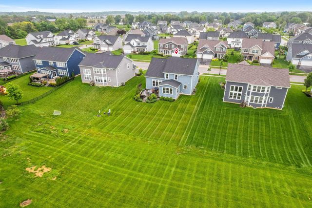 5203 Meadowsview Lane, Hilliard, OH 43026