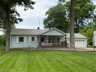 5851 Louise Avenue NW, Warren, OH 44483