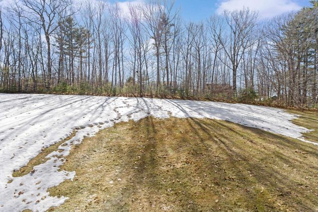 10 Split Rock Drive, Rochester, NH 03839