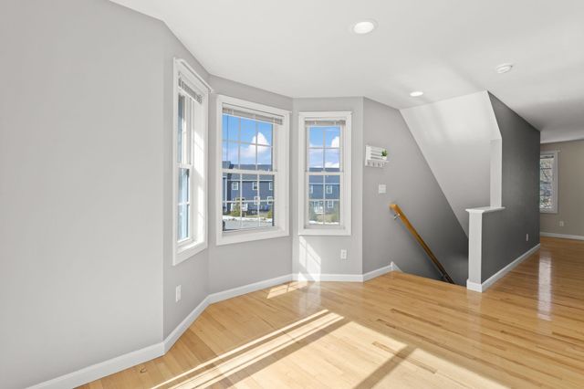 10 Split Rock Drive, Rochester, NH 03839