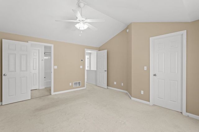 10 Split Rock Drive, Rochester, NH 03839