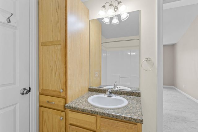 10 Split Rock Drive, Rochester, NH 03839