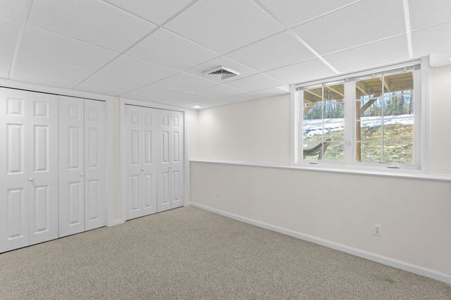 10 Split Rock Drive, Rochester, NH 03839