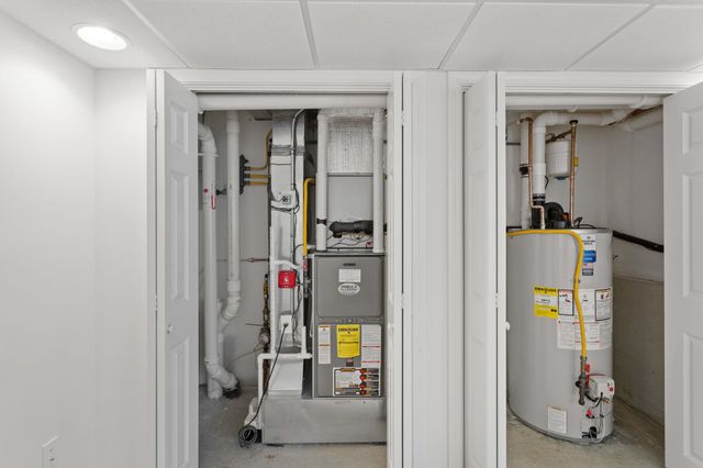 10 Split Rock Drive, Rochester, NH 03839