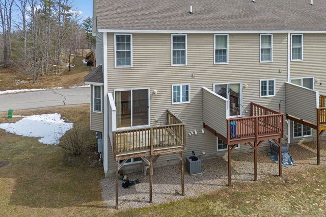 10 Split Rock Drive, Rochester, NH 03839