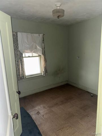 615 Cornell Avenue, Webster Groves, MO 63119