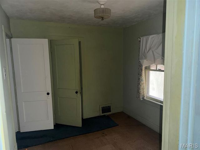 615 Cornell Avenue, Webster Groves, MO 63119