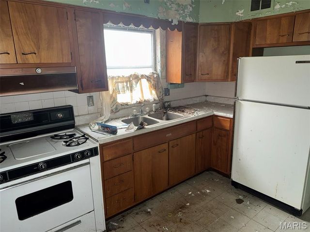 615 Cornell Avenue, Webster Groves, MO 63119