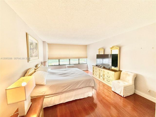 600 Three Islands Boulevard 1107, Hallandale Beach, FL 33009