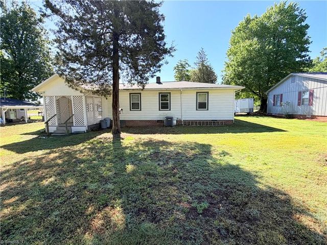 375 County Home Road, Lexington, NC 27292