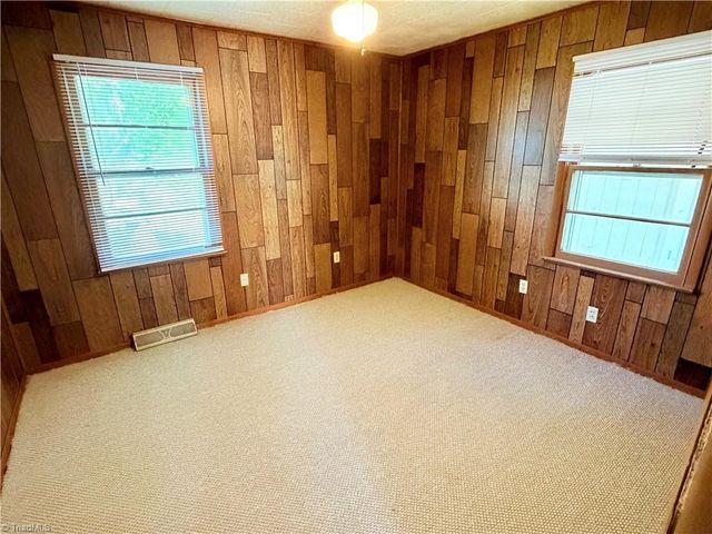 375 County Home Road, Lexington, NC 27292