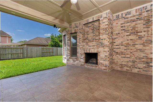 17303 Quiet Shores Drive, Richmond, TX 77407
