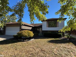 47550 Barbara Road, Macomb Twp, MI 48044