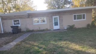 60 Circle Way, St Peters, MO 63376