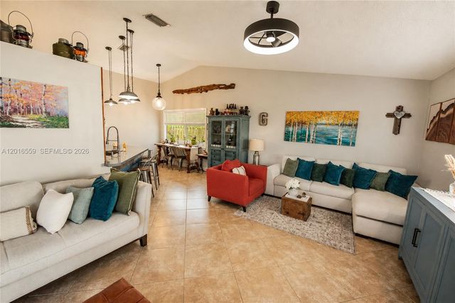 17601 SW 138th Ct, Miami, FL 33177