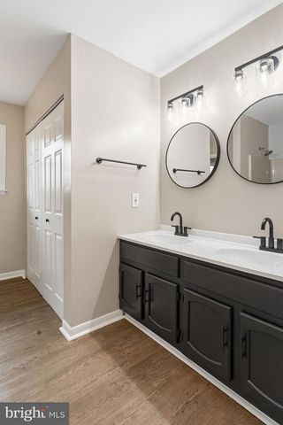 225 BRAGG CIR, Hanover, PA 17331