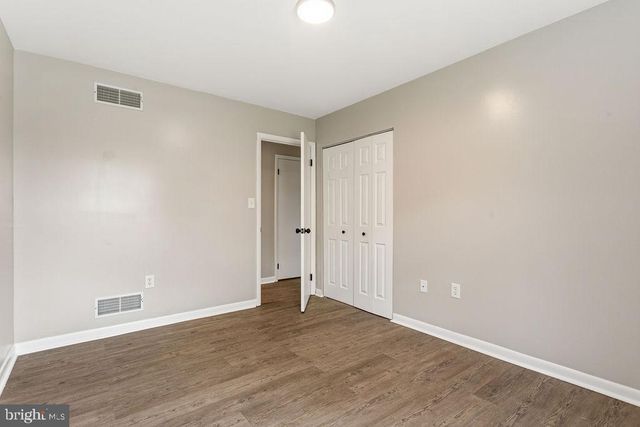 225 BRAGG CIR, Hanover, PA 17331