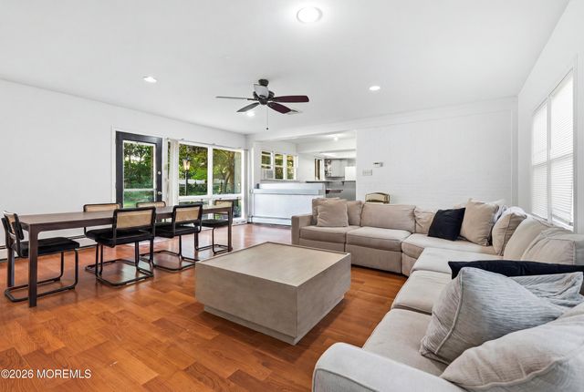 8 Woolley Place, West Long Branch, NJ 07764