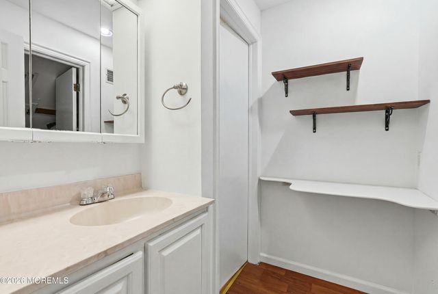 8 Woolley Place, West Long Branch, NJ 07764
