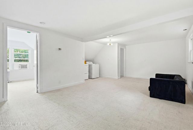 8 Woolley Place, West Long Branch, NJ 07764