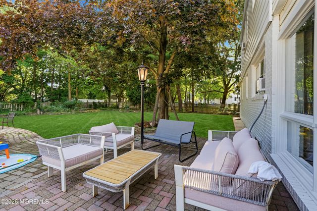8 Woolley Place, West Long Branch, NJ 07764