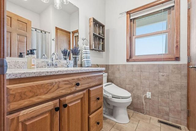 6751 30th Avenue, Eau Claire, WI 54703